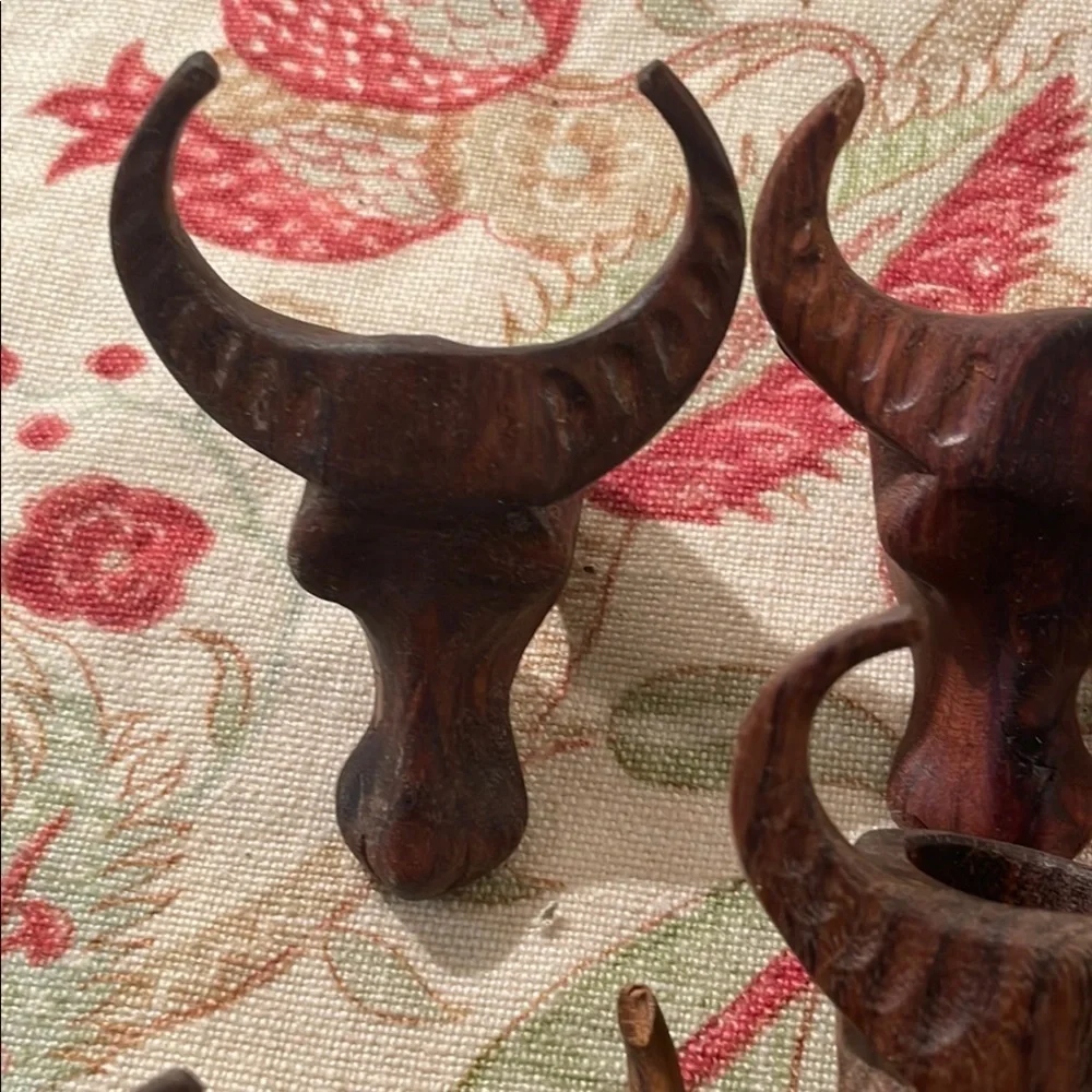 Vintage Carved Wood Water Buffalo Rustic Bull Head Napkin Rings (6)